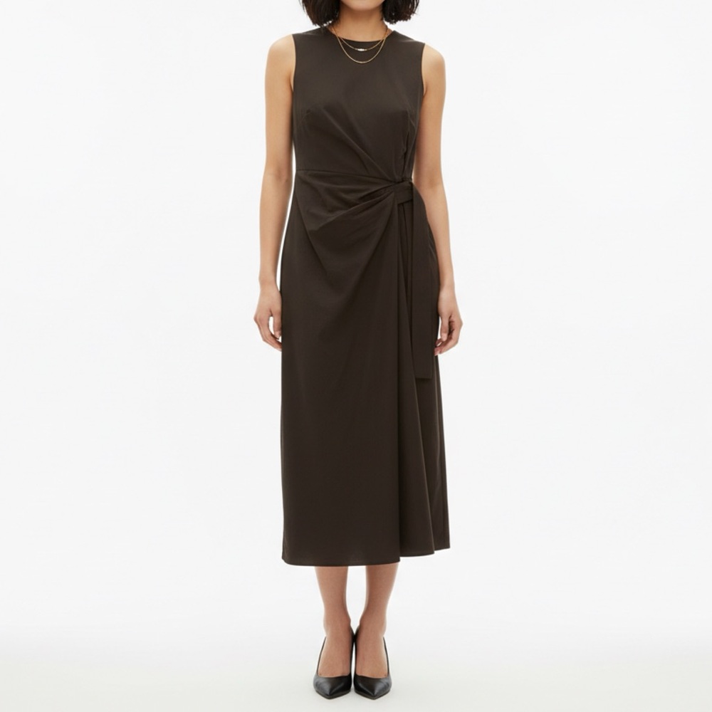 Zara | Sleeveless Brown Timeless Dress | Wardrobe Staple and Capsule